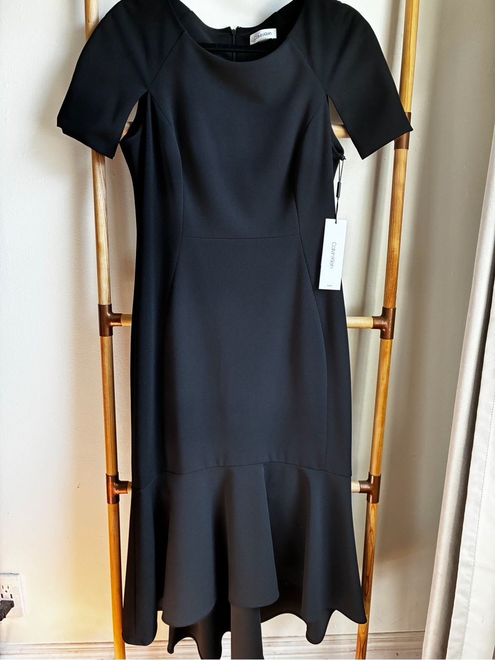 Calvin Klein Black Short-Sleeve Midi Dress with Flared Hem